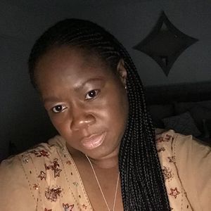 Meet your Posher, Yolanda